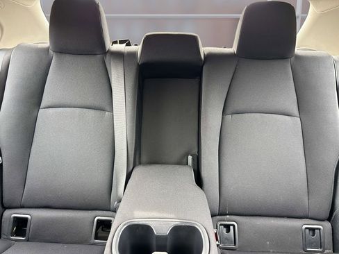 Used 2024 Toyota Corolla LE FWD image 32