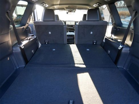 New 2026 Lexus TX 500h AWD image 24