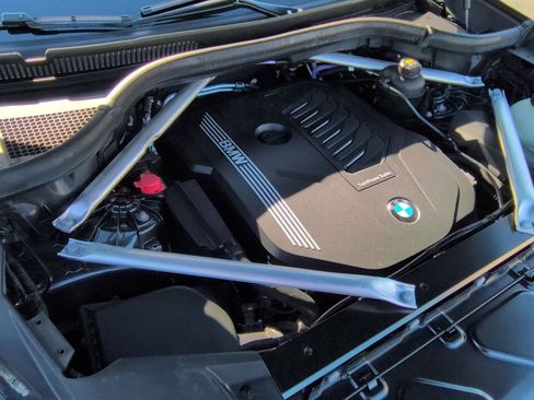 Used 2022 BMW X5 sDrive40i w/ M Sport Package image 27