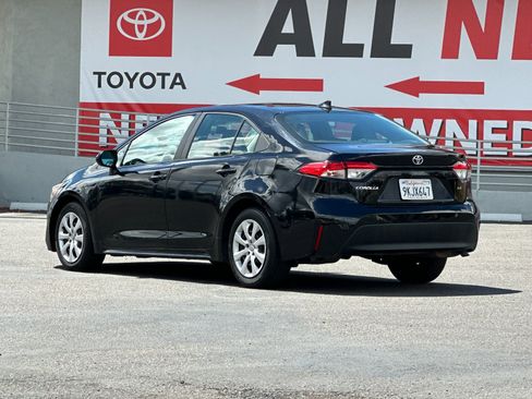 Used 2024 Toyota Corolla LE FWD image 3