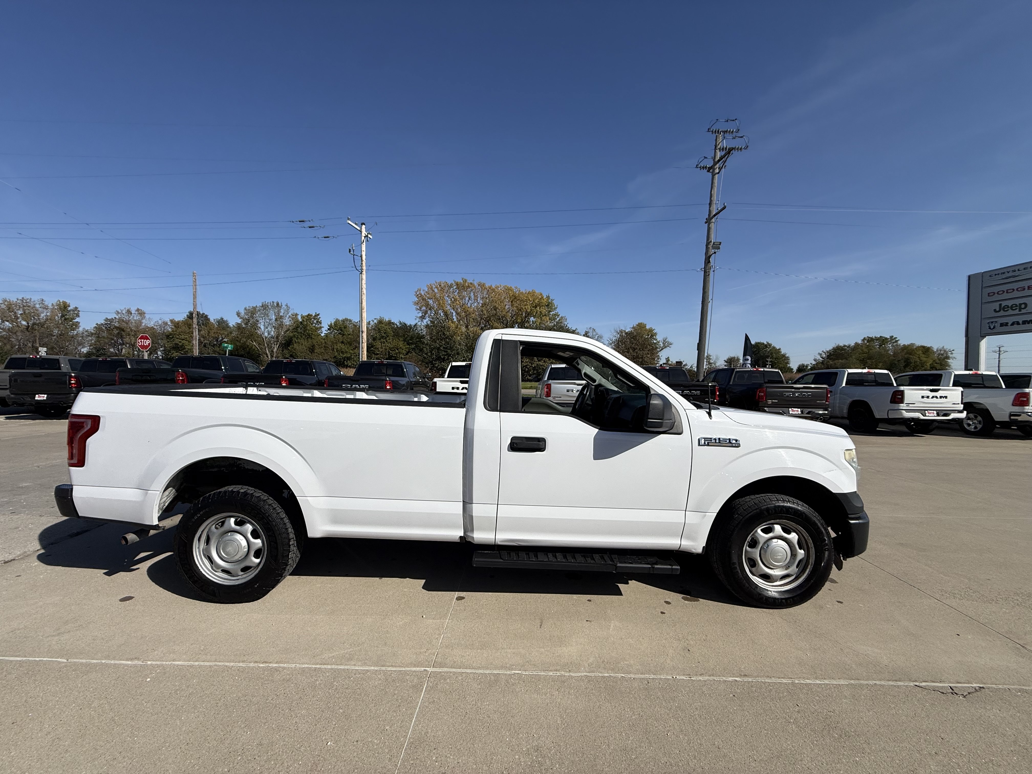 Used 2015 Ford F150 XL RWD image 6