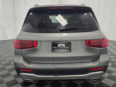 New 2026 Mercedes-Benz GLB 250 4MATIC image 5