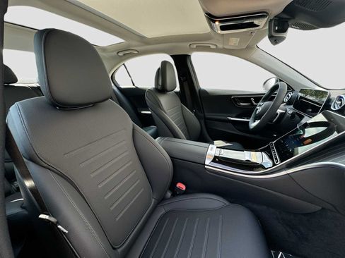 Used 2026 Mercedes-Benz C 300 Sedan image 29