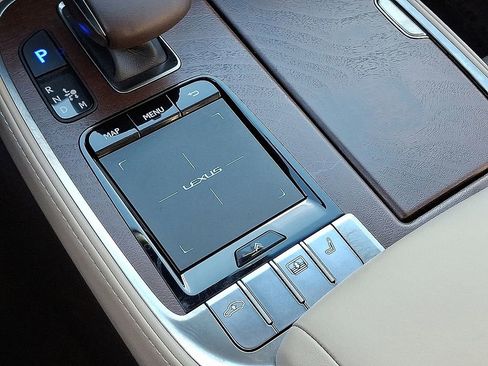 Certified 2020 Lexus LS 500 AWD w/ Interior Upgrade Package image 28