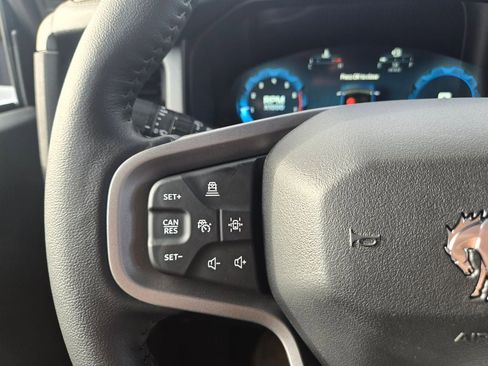 New 2025 Ford Bronco Badlands image 18