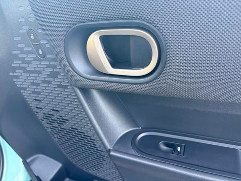 Used 2025 MINI Cooper S image 9