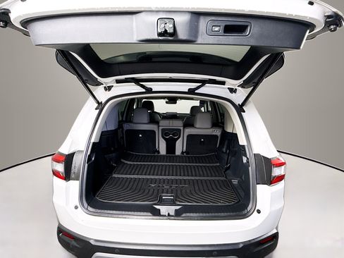 Used 2025 Honda Pilot EX-L image 24