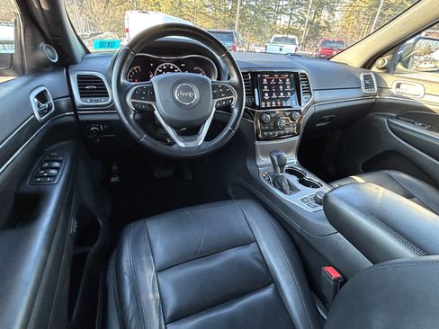 Used 2019 Jeep Grand Cherokee Limited AWD/4WD image 23