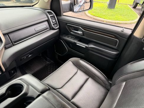 Used 2021 RAM 1500 Laramie AWD/4WD image 49