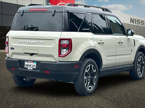 Used 2024 Ford Bronco Sport Outer Banks AWD/4WD image 3