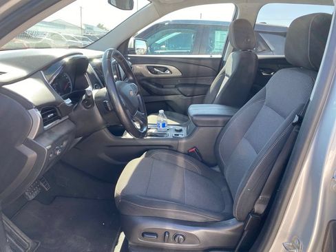Used 2018 Chevrolet Traverse LT FWD image 5