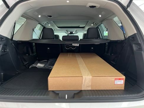 New 2026 Honda Pilot Elite image 8