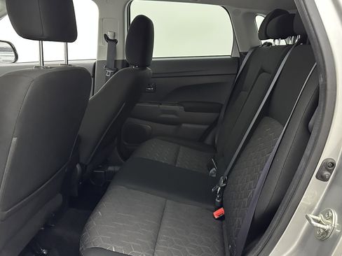 Used 2021 Mitsubishi Outlander Sport S image 26