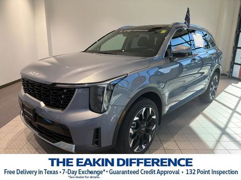 Used 2025 Kia Sorento EX w/ Panoramic Sunroof Package image 1