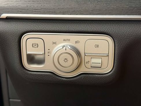 Used 2023 Mercedes-Benz GLE 350 4MATIC image 22