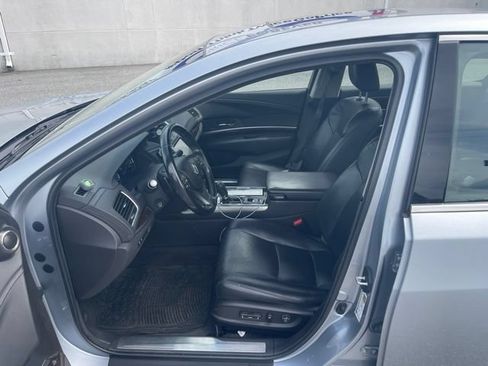 Used 2017 Acura RLX w/ Technology Package FWD image 9