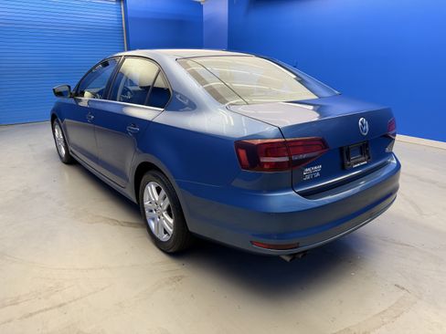Used 2017 Volkswagen Jetta S FWD image 3