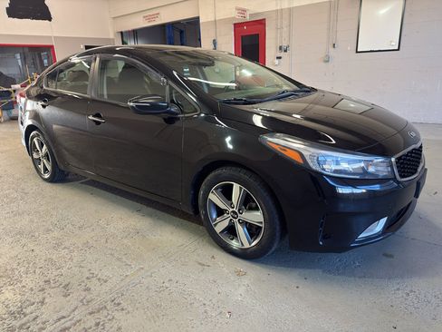 Used 2018 Kia Forte S w/ S Technology Package FWD image 1