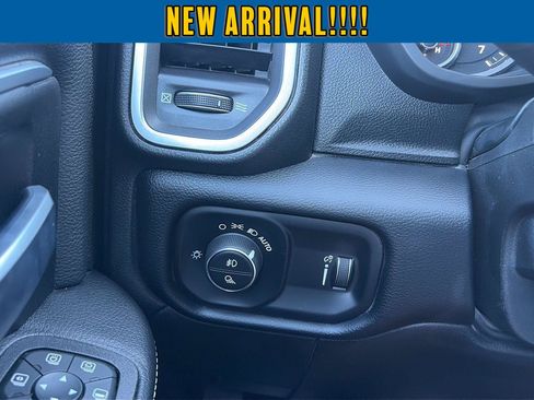 Used 2026 RAM 2500 Big Horn AWD/4WD image 13