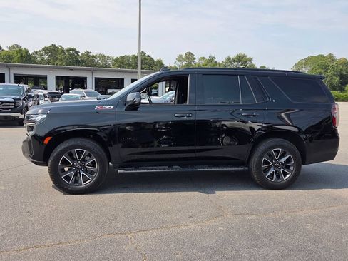 Certified 2021 Chevrolet Tahoe Z71 w/ Luxury Package AWD/4WD image 2