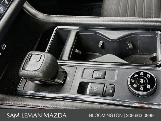 Used 2025 Nissan Pathfinder Rock Creek AWD/4WD image 16
