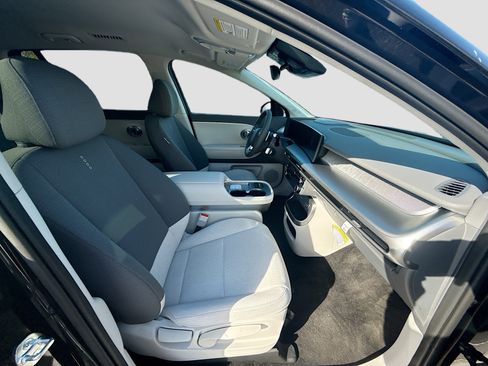 New 2026 Hyundai Ioniq 9 S image 26
