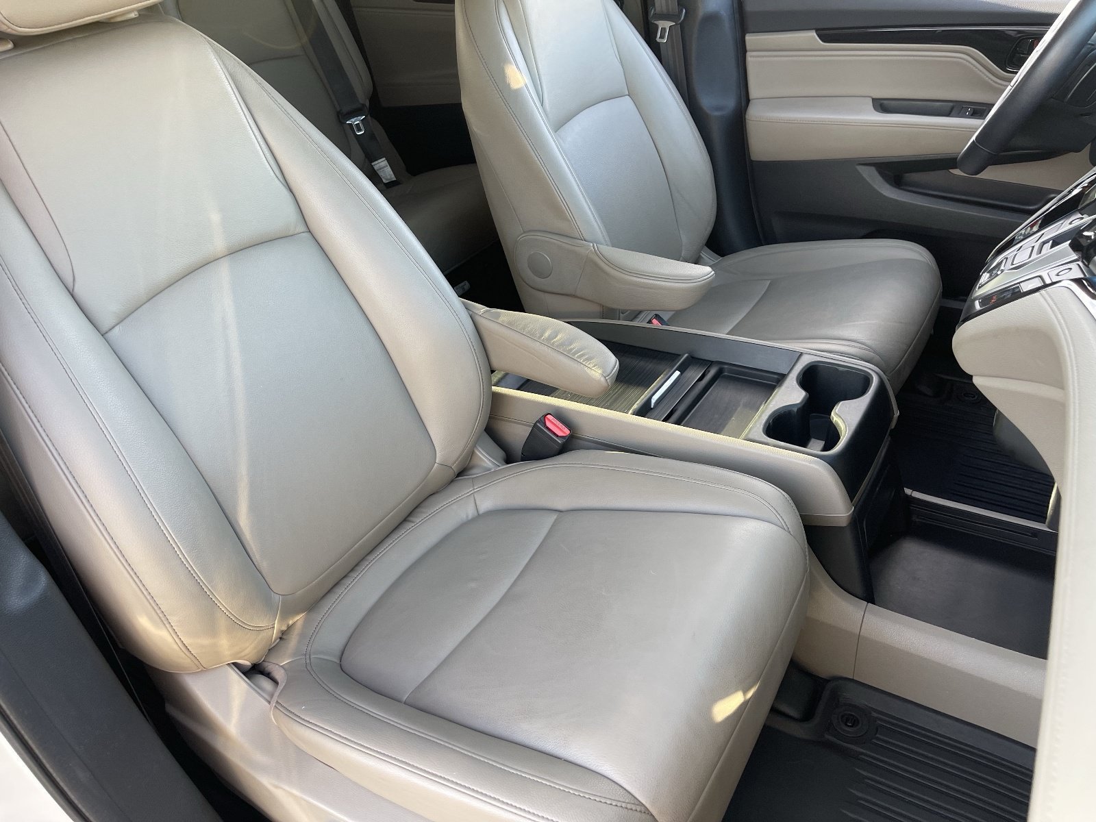Used 2024 Honda Odyssey Touring image 12
