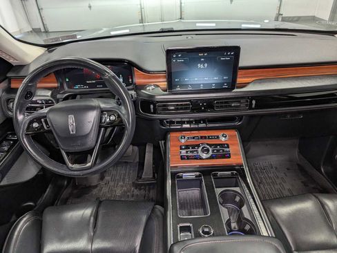 Used 2020 Lincoln Aviator Reserve w/ Equipment Group 201A image 15