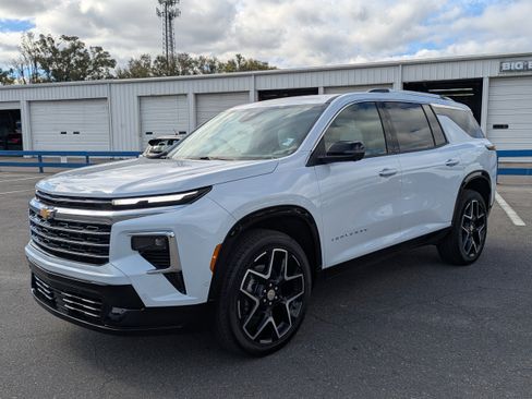 New 2026 Chevrolet Traverse High Country image 4