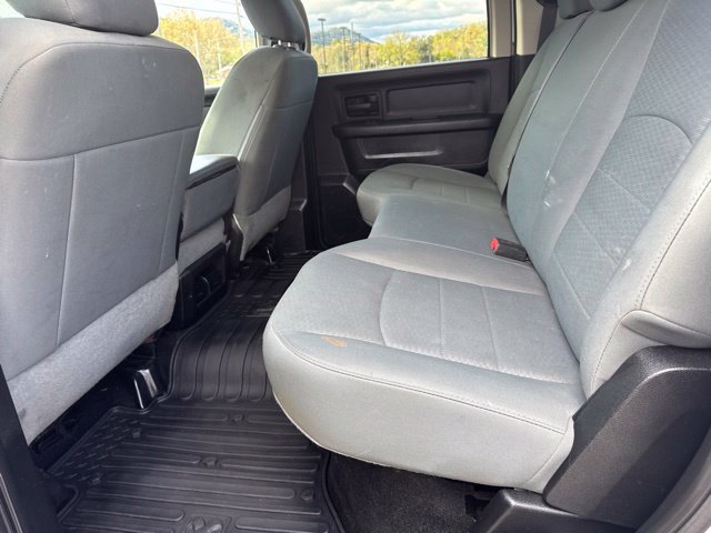 Used 2015 RAM 2500 Tradesman w/ Chrome Appearance Group AWD/4WD image 11