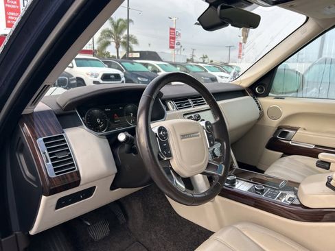 Used 2017 Land Rover Range Rover HSE image 22
