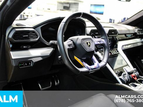 Used 2023 Lamborghini Urus S AWD/4WD image 15