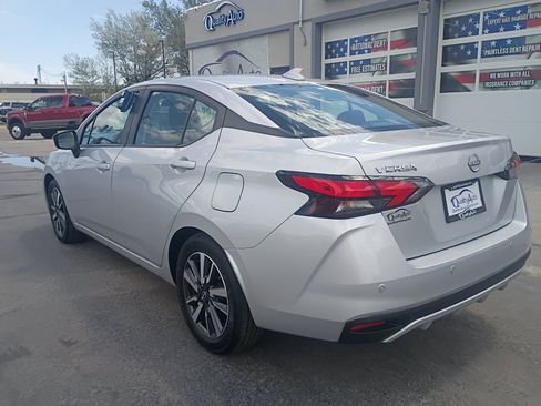 Used 2025 Nissan Versa SV FWD image 8
