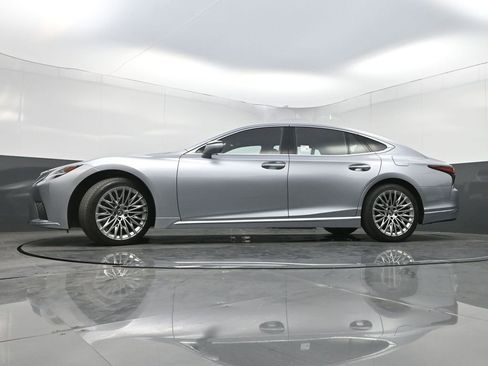 Used 2024 Lexus LS 500 RWD image 28
