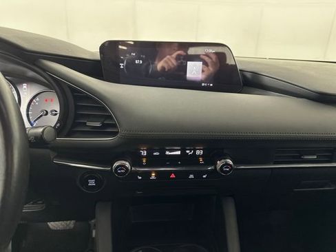 Used 2020 MAZDA MAZDA3 AWD Hatchback w/ Preferred Pkg image 21