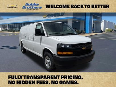New 2026 Chevrolet Express 2500 Extended w/ Driver Convenience Package