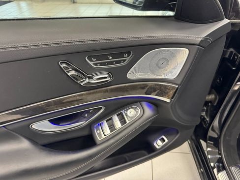 Used 2017 Mercedes-Benz S 550 4MATIC Sedan image 6