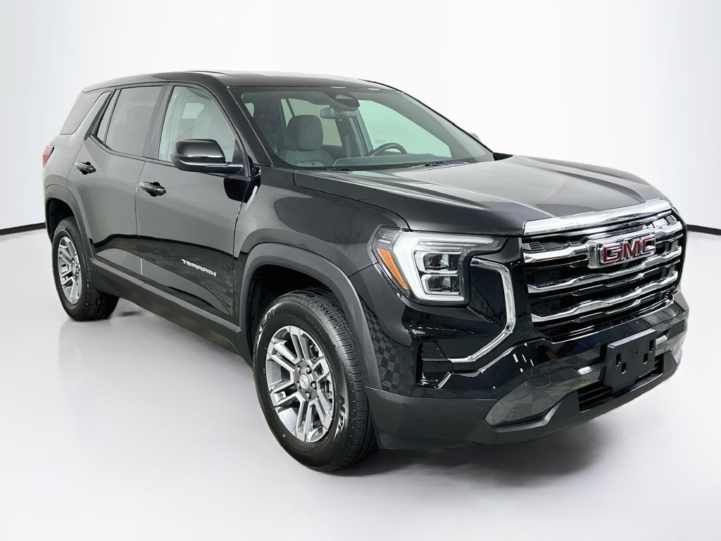 Used 2025 GMC Terrain Elevation AWD/4WD image 2
