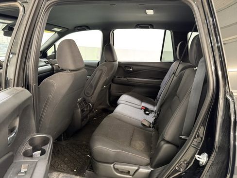 Used 2021 Honda Passport Sport image 8