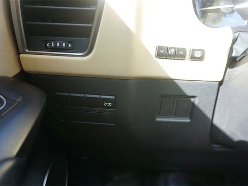 Used 2016 Lexus NX 200t 200t F Sport image 4