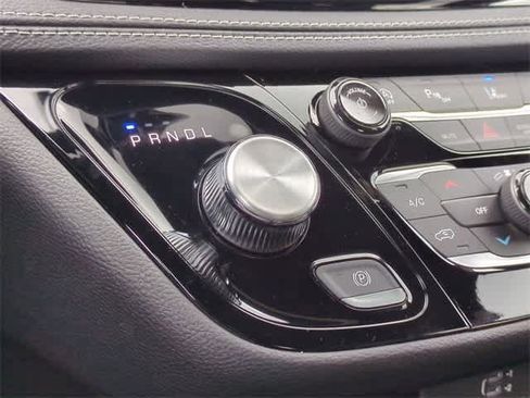 New 2026 Chrysler Pacifica Select image 33