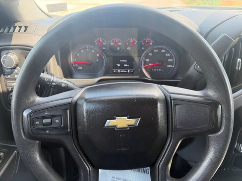Used 2019 Chevrolet Silverado 1500 Custom w/ Custom Value Package AWD/4WD image 15