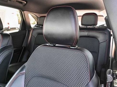 Used 2024 Ford Escape ST-Line w/ Tech Pack #1 FWD image 29