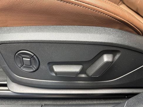 Used 2023 Audi Q3 2.0T Premium Plus w/ Premium Plus Package image 12