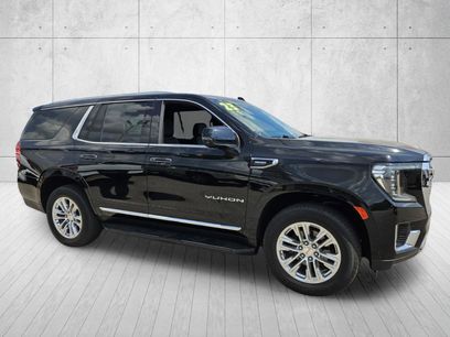 Used 2023 GMC Yukon SLT w/ SLT Luxury Package