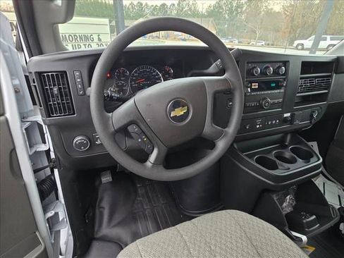 New 2025 Chevrolet Express 3500 w/ Power Convenience Package image 16