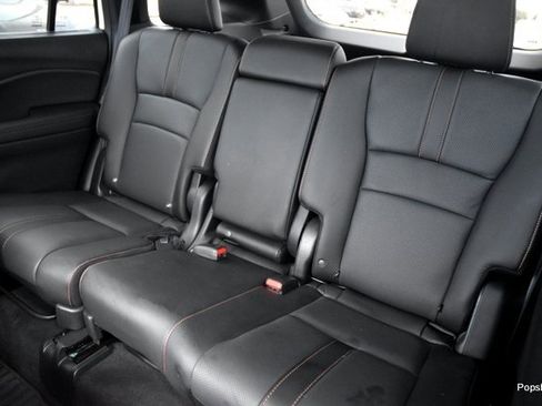 Used 2023 Honda Passport TrailSport image 14