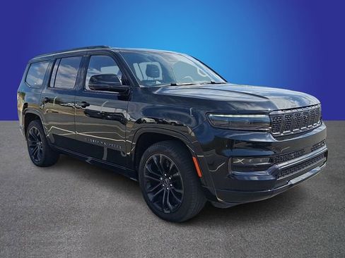 Used 2024 Jeep Grand Wagoneer Series III w/ Quick Order Packagew 28T AWD/4WD image 3