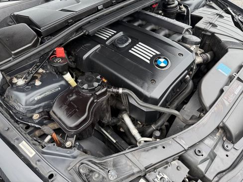Used 2009 BMW 328i xDrive Sedan AWD/4WD image 39
