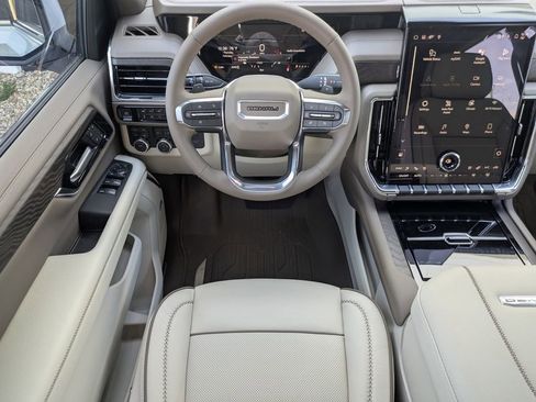 New 2026 GMC Yukon XL Denali w/ Sun & Power Step Package AWD/4WD image 16